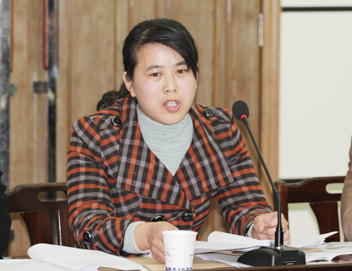 开云网页版登录入口团委副书记娄梅月作团委工作报告